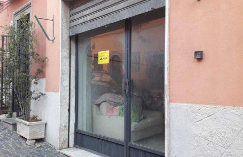 Locale Commerciale Via Annibal Caro, 31 – Capodimonte
